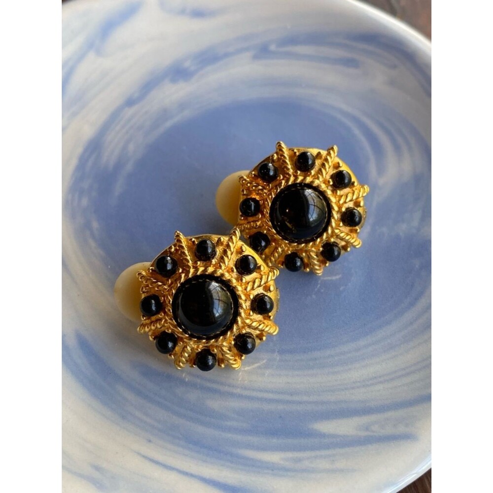 Bulky Vintage Clip On Earrings